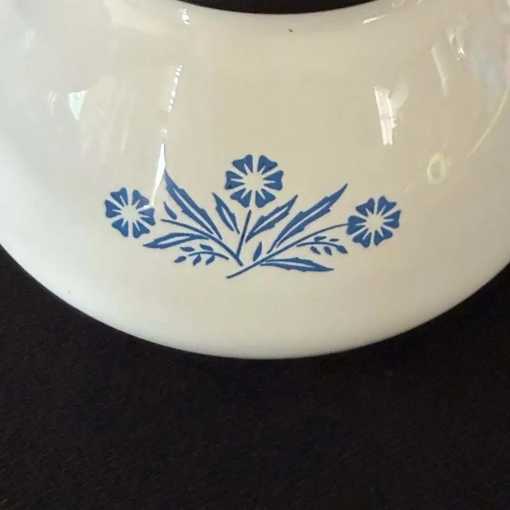 Vintage CorningWare 6-Cup Teapot in Blue Cornflower Pattern EXCELLENT